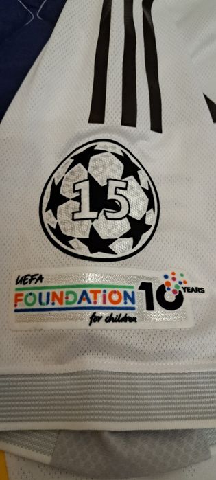 Оригинална тениска (фланелка) на гранда Реал Мадрид (Real Madrid)