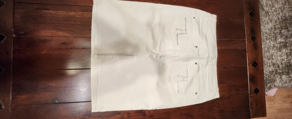 Fusta damă  alb Zara