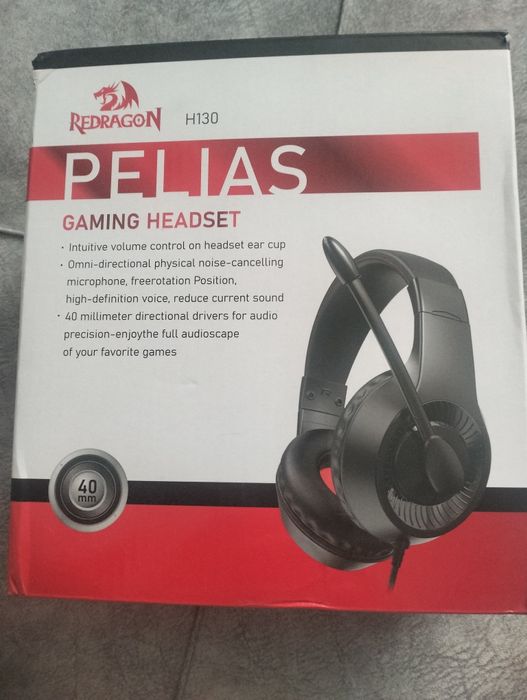 наушники  PELIAS