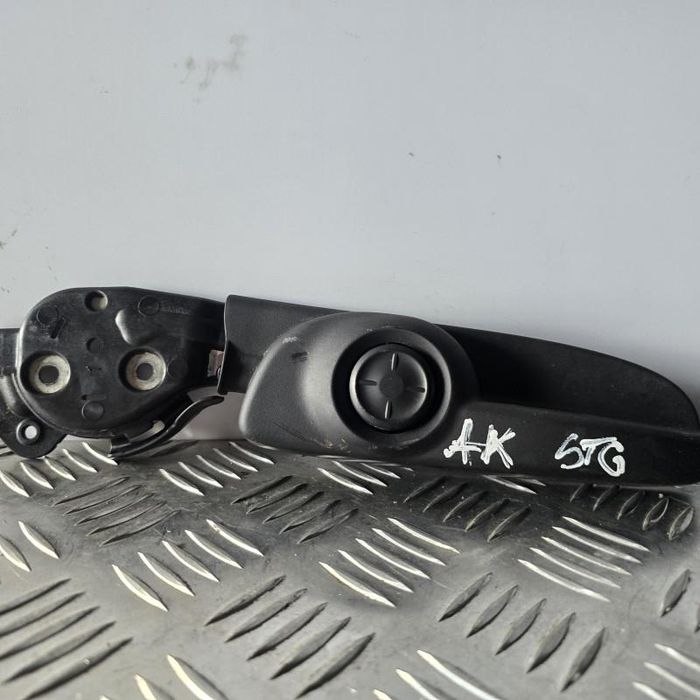 Buton reglaj scaun stanga fata Opel Astra K