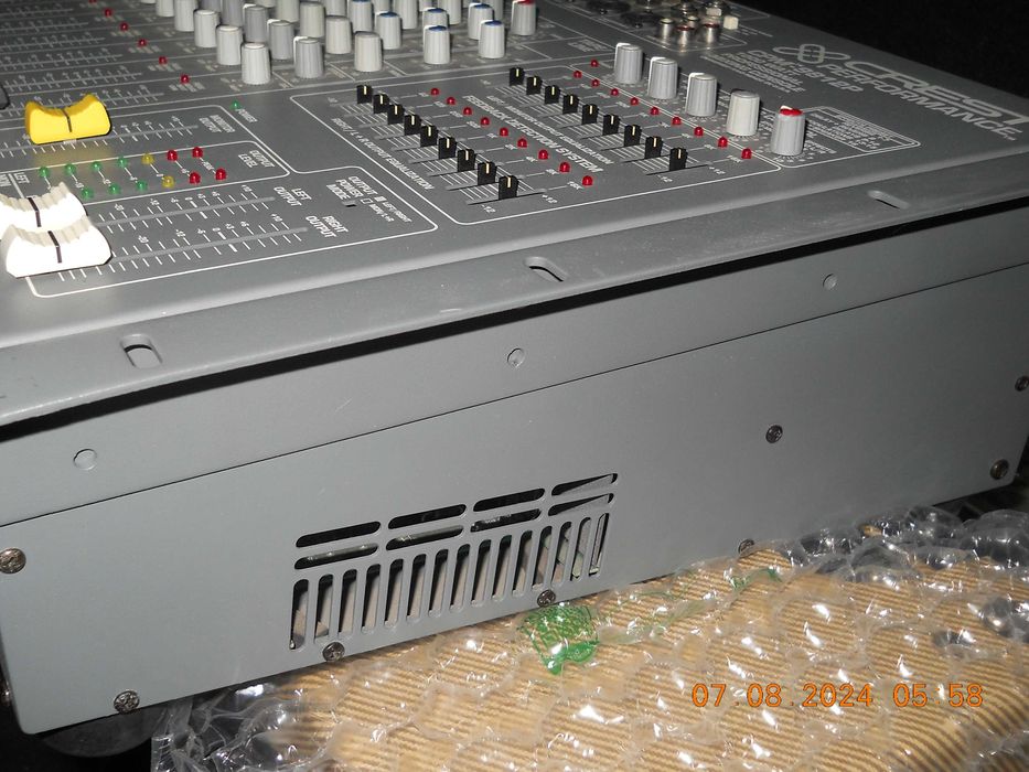 Mixer amplificat Crest CPM-9812 made in USA