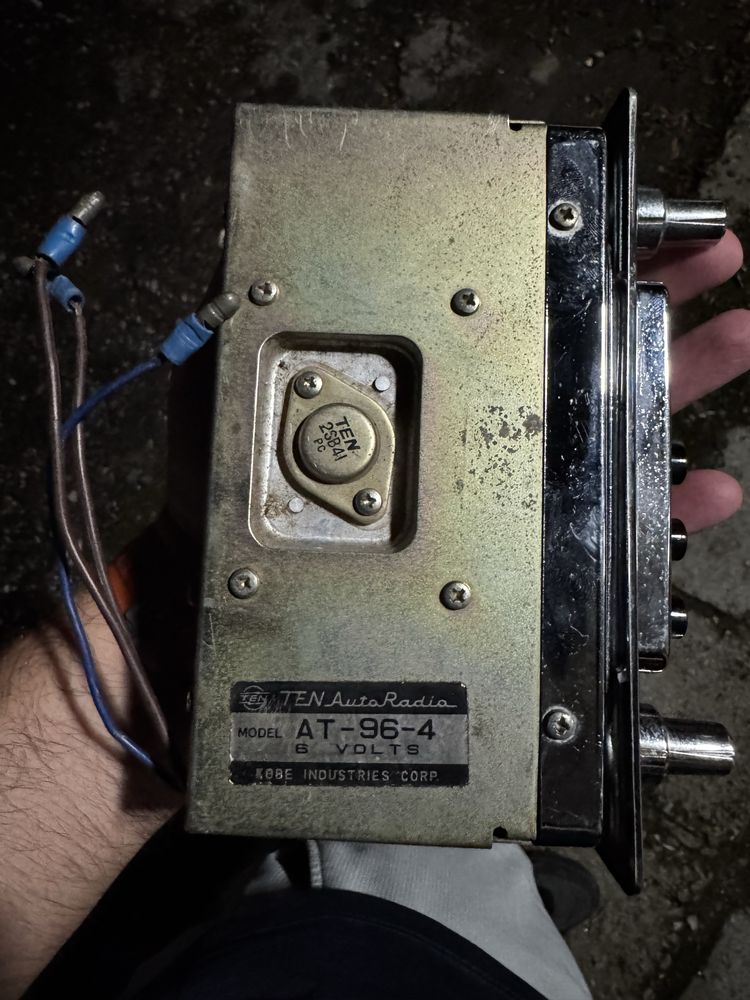 Ретро радио за автомобил TEN auto radio