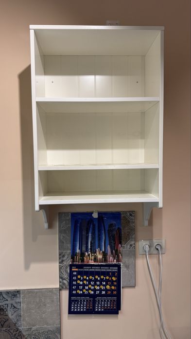 Продавам кухня - кухненски шкафове