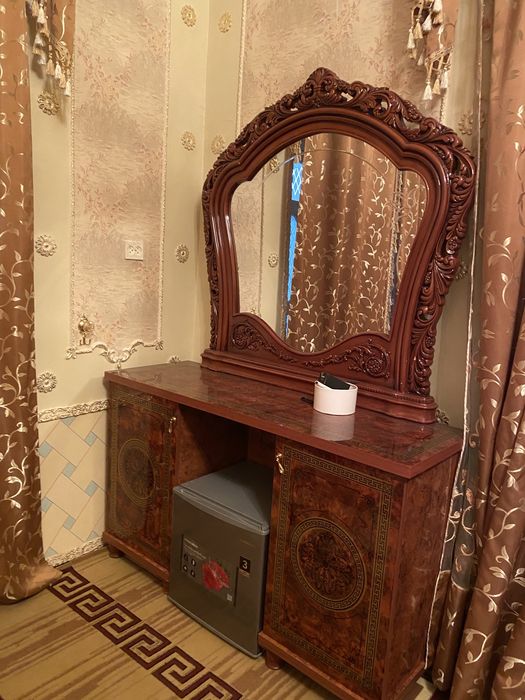 Спални горнитур янги 1-2 ой ишлатилган