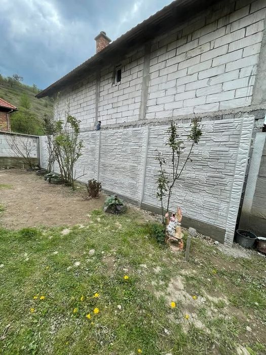 Garduri din beton CARAS-SEVERIN !