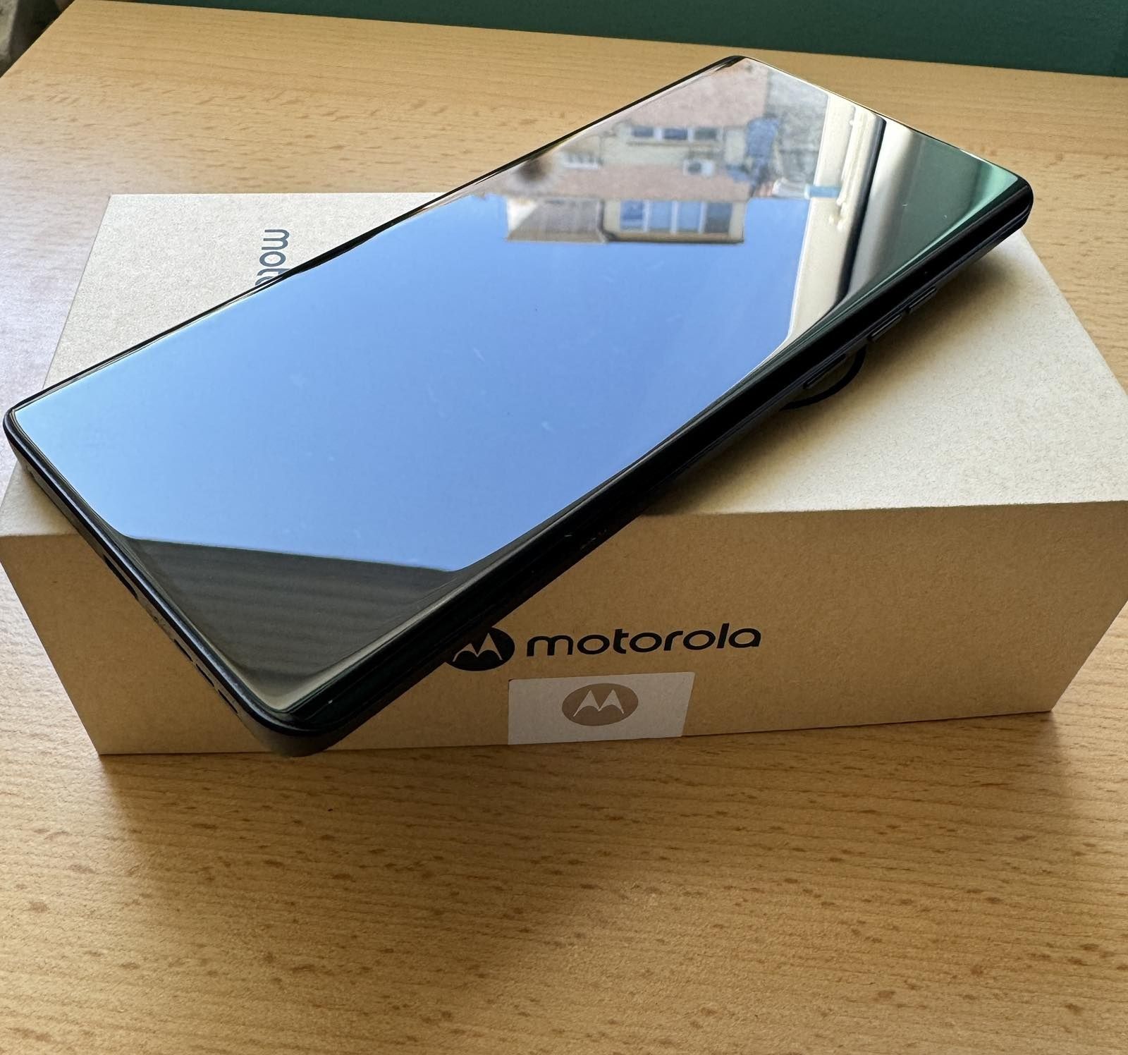 Motorola EDGE 40