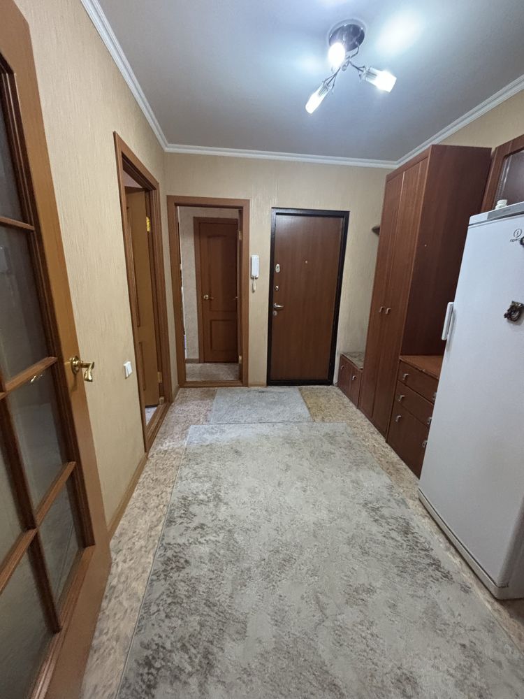 Продам 3 комнатную квартиру в 11 мкр
