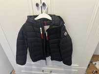 Geaca Moncler, 5-6 ani, ca noua, originala