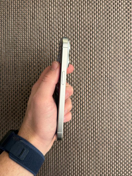 НОВ! 100% БАТЕРИЯ Phone 15 Pro Лизинг от 56лв/м White Titanium 128Gb