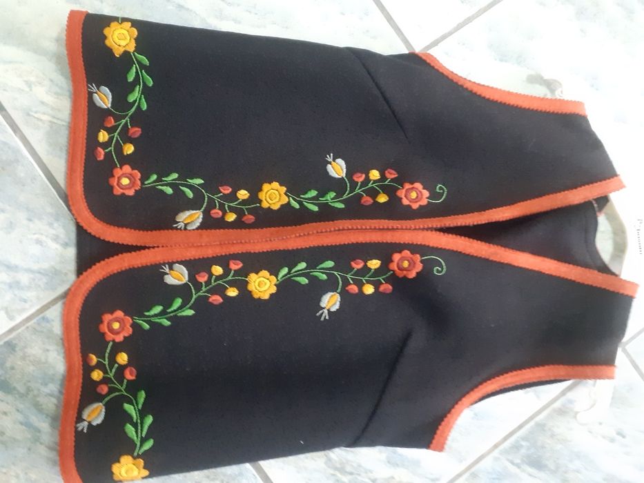 Cojoc ,ilic ,costum popular