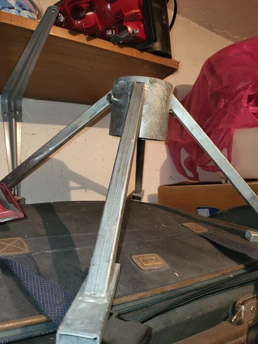 Suport brad ieftin 2 tipuri