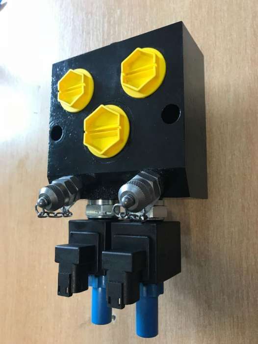 Distribuitor hidraulic OPRIRE URGENTA macara forestiera PALFINGER