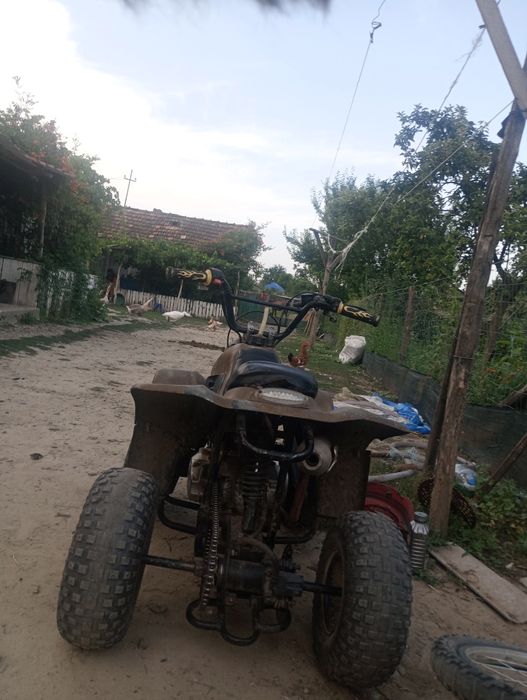 Vând ATV 72cm3..