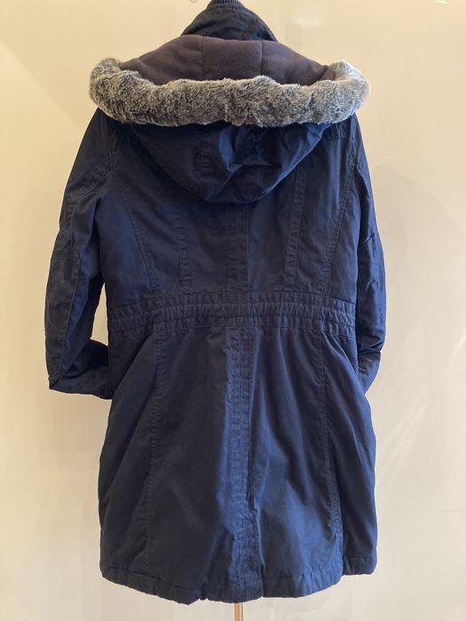 Палто Esprit. Цвят: черен. Размер XL.