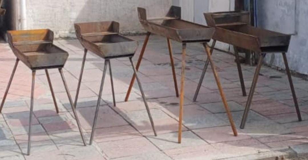 Мангал со съемными ножками