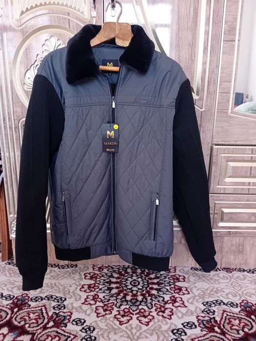 Новый мужской куртка сатылады