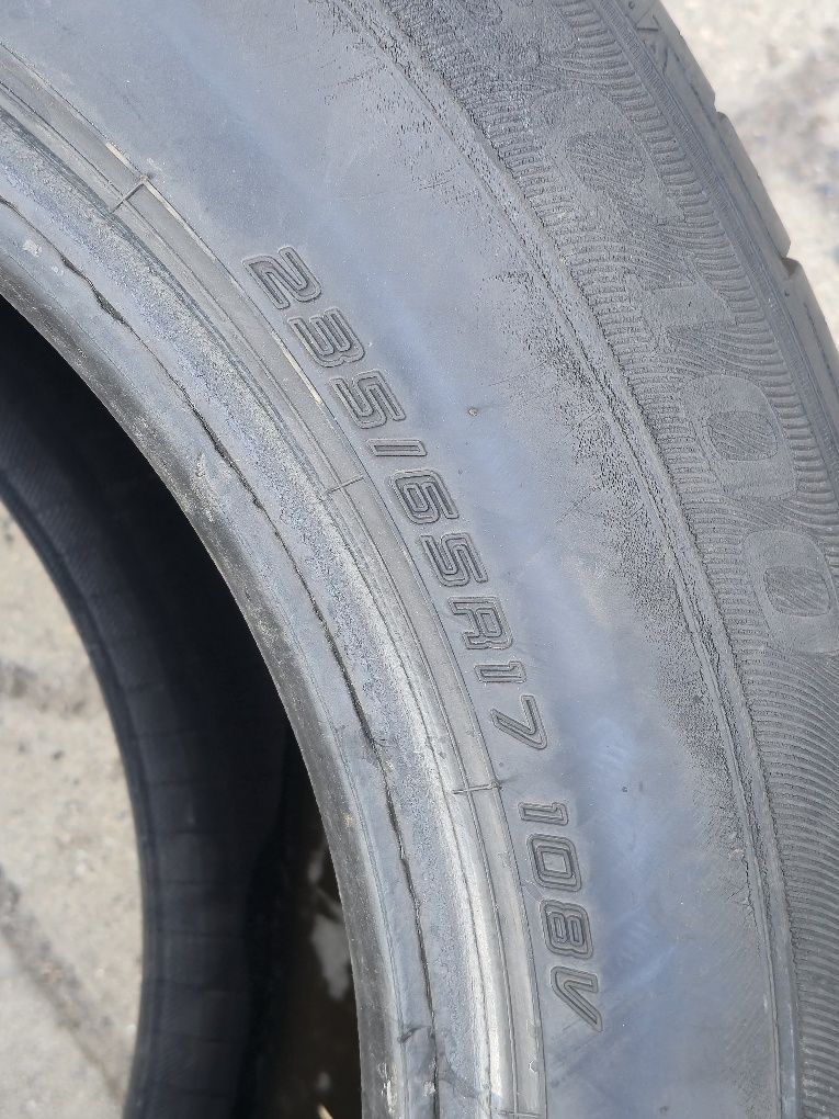 235 65 17  Falken