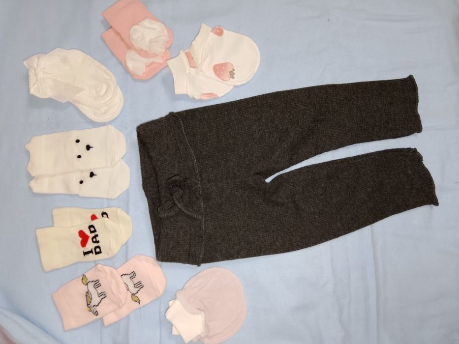 Продам одежки на новорождённую девочку