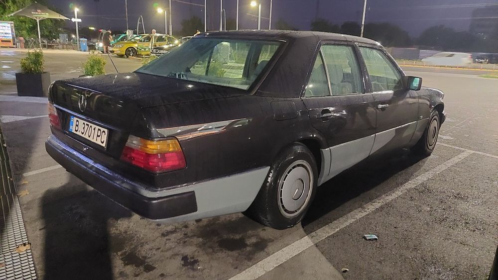 Mercedes 124 200