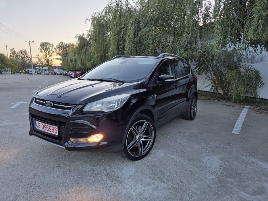 Ford kuga 4×4 titanium