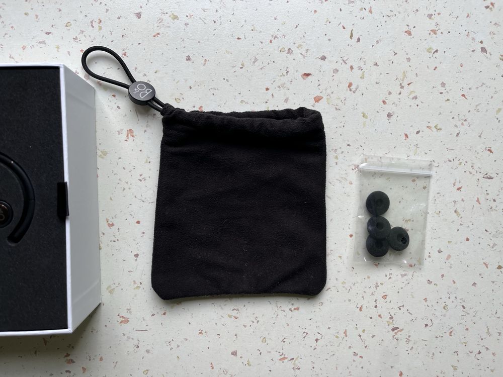 Casti BeoPlay Earset Bluetooth