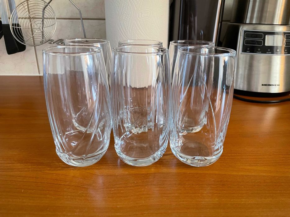 Pahare de sticla pentru apa, suc (set de 6)