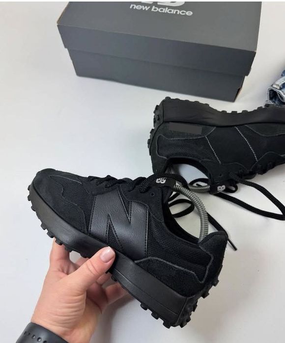 Женская кроссовка New Balance