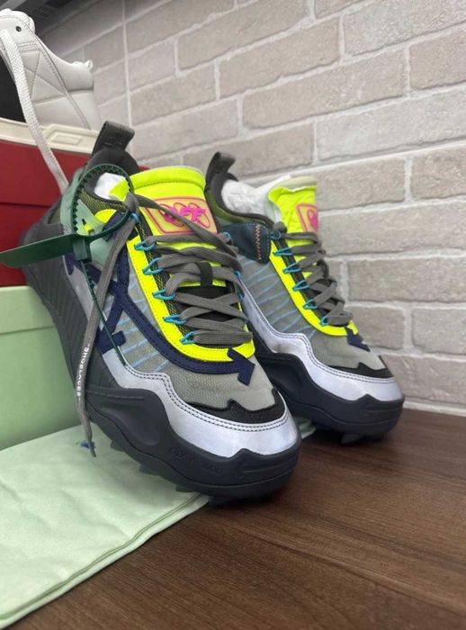 Off White ODSY-1000, Toate Marimile