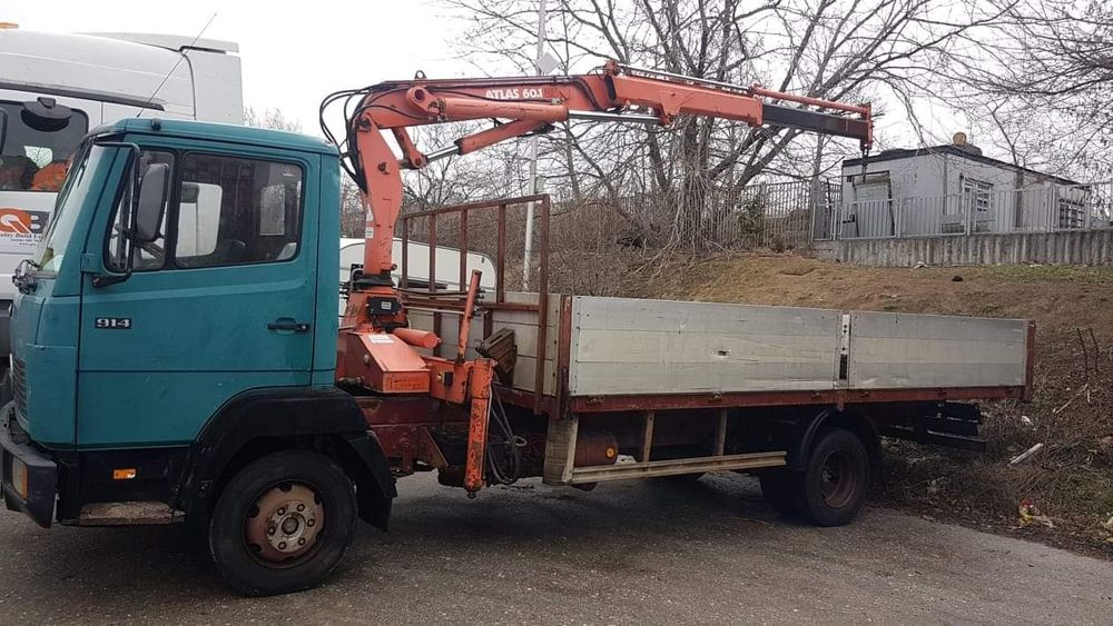 Камион    с    кран. Транспортни услуги с кран. Строителни Отпадъци