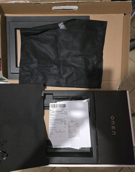 Продавам лаптоп HP OMEN 17-CK0008NQ