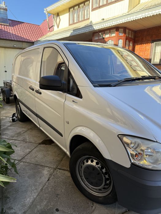Mercedes Vito 2.2 | 2011 | 3+1 locuri | + remorca