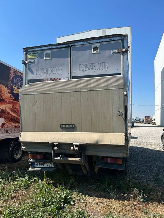 Închiriez duba autoutilitara pentru transport marfă