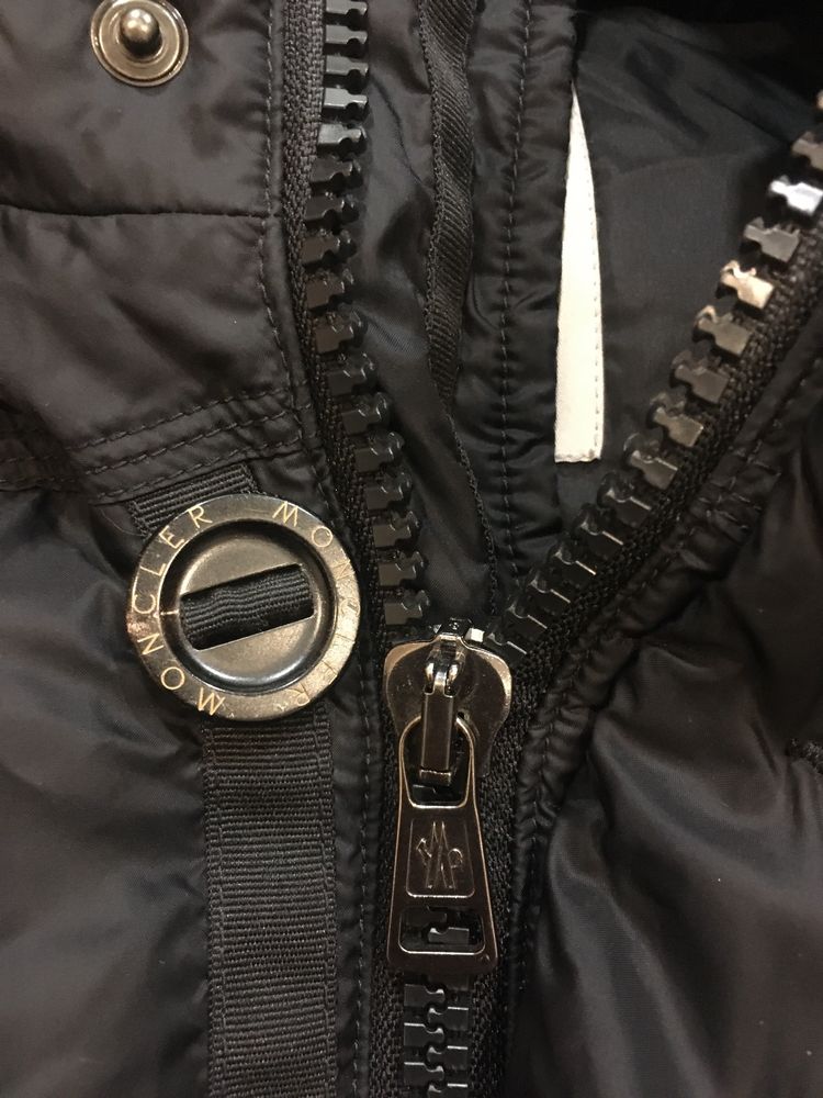 Оригинално мъжко яке Moncler