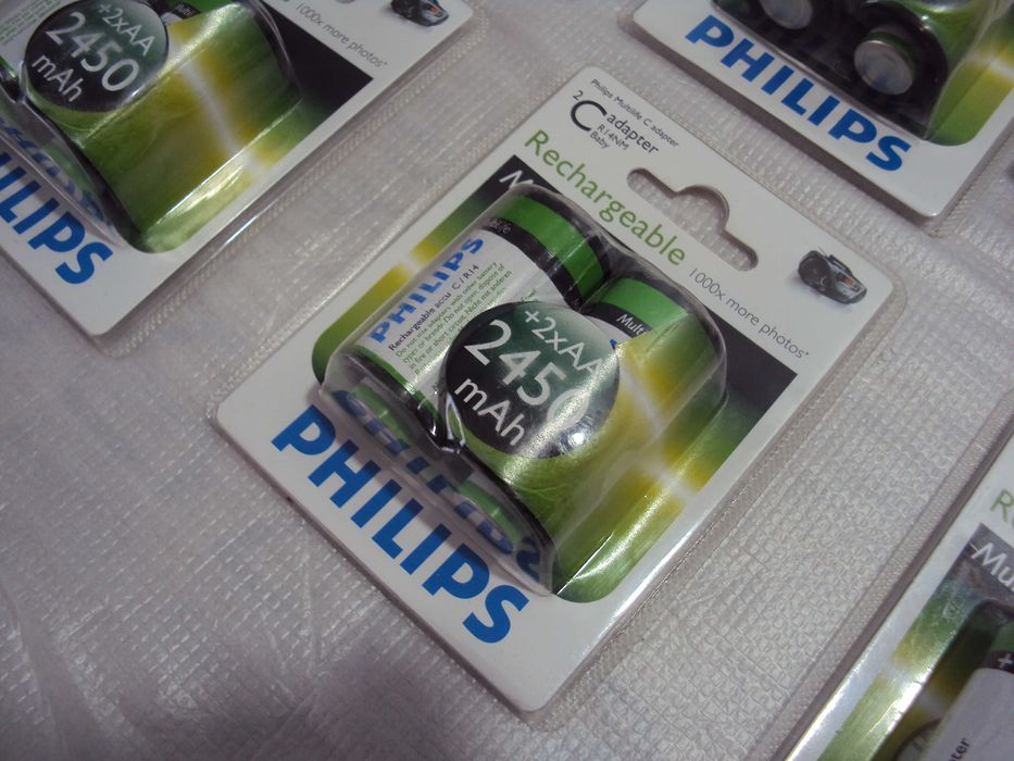 acumulatori AA(R6) Philips 2450 mAh cu adaptor R14,set 2buc