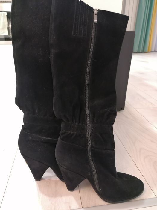 Cizme piele intoarsa, negre, cu toc
