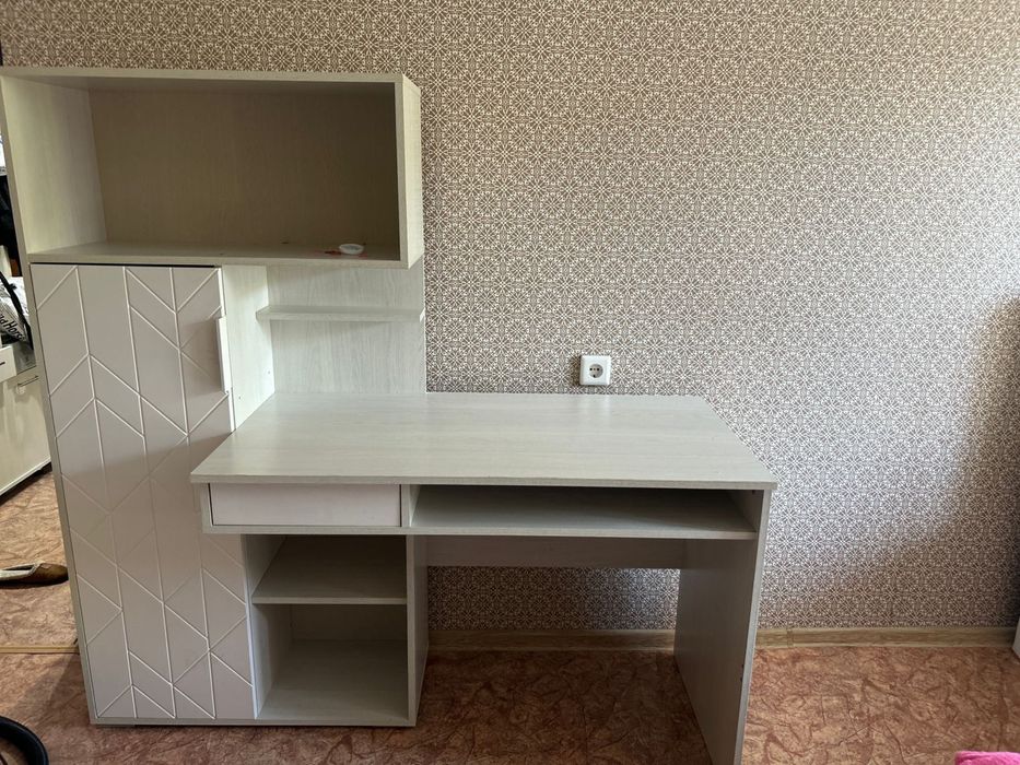 Продам стол за 25000