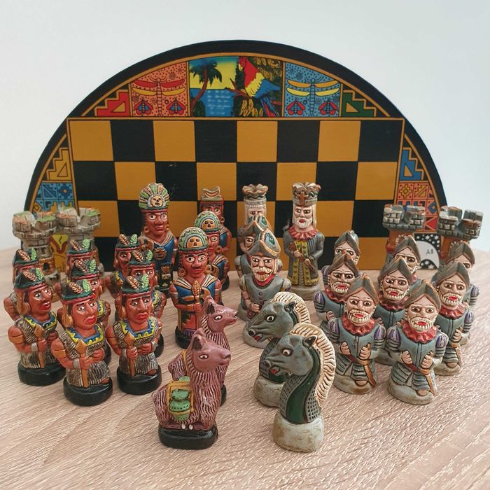 Шахматен комплект от Перу