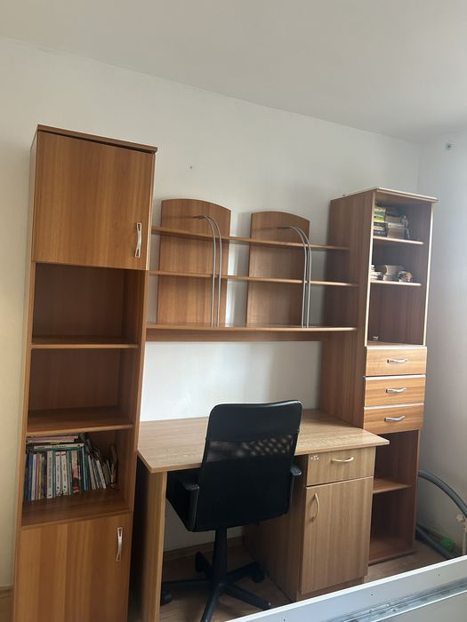 Vand Mobila Lems X- Tend tineret in stare foarte buna bonus birou