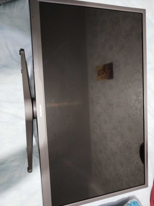 TV LG folosit doar pe PS