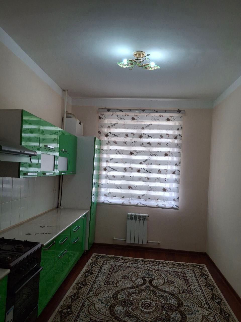 Yangi domlardan 2xonali kvartira sotiladi 72m2