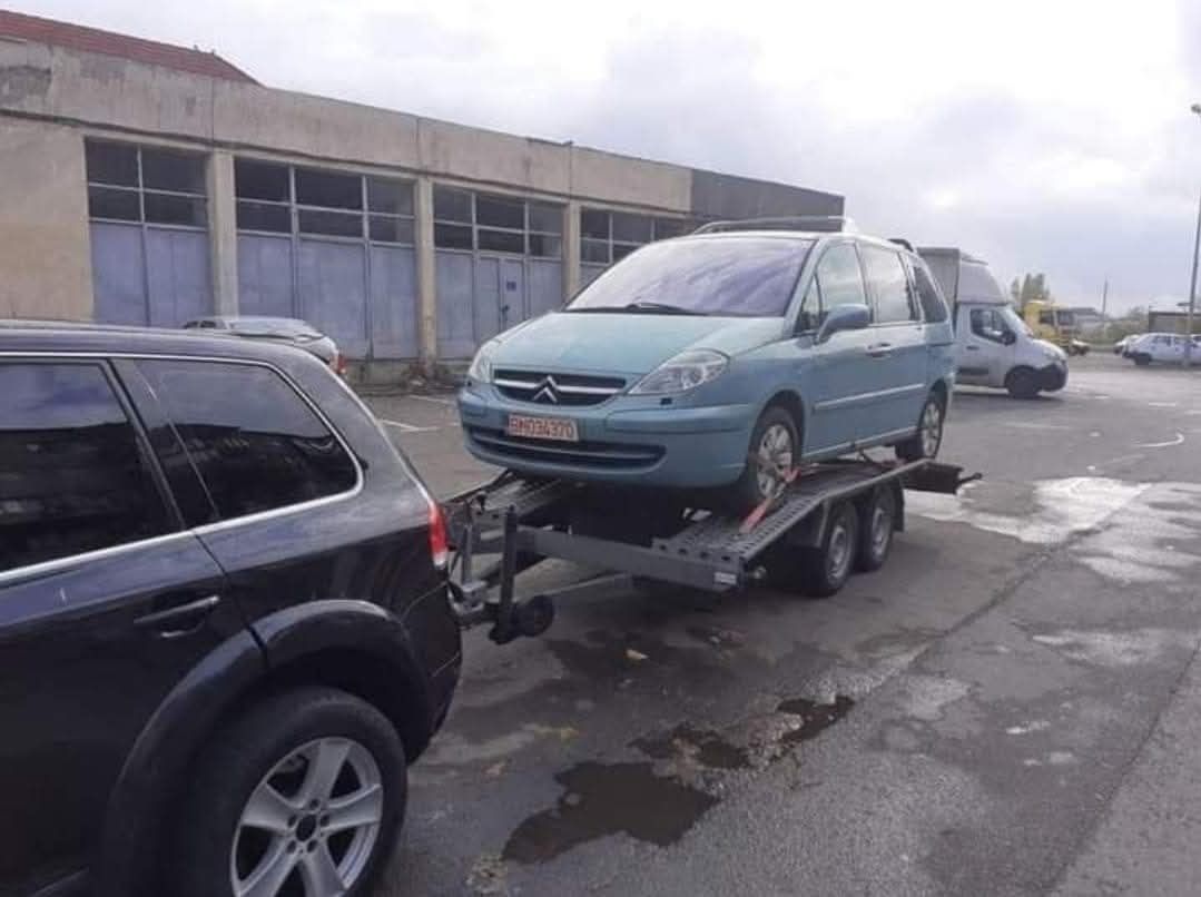 Tractari transport cu trailer platforma tester diagnoza service auto