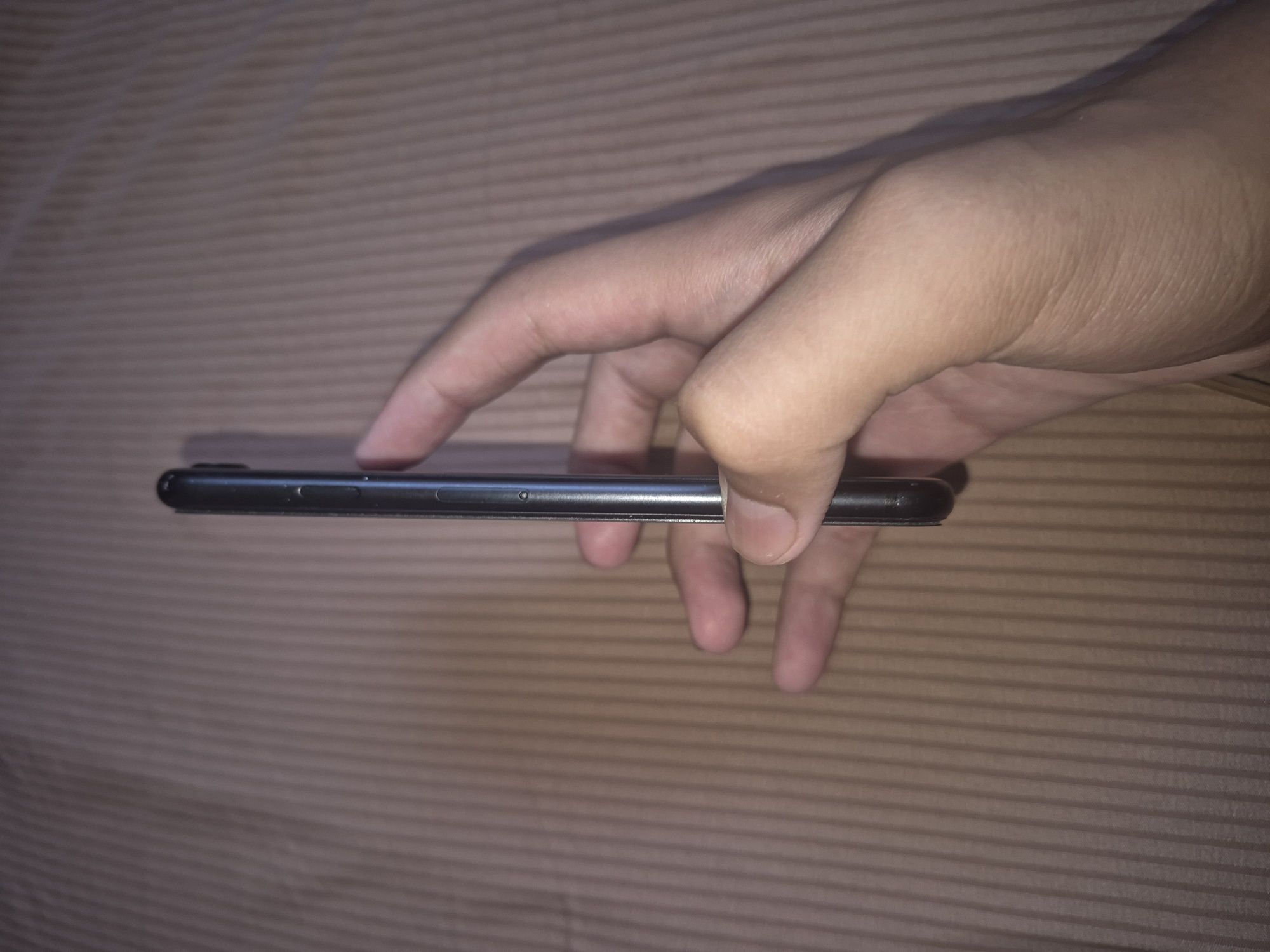 IPhone se 2020 идеальный состояние