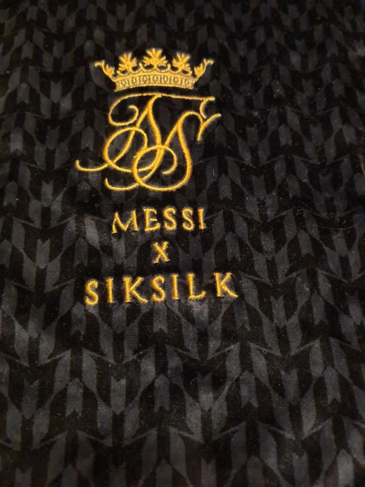 Нова чанта Messi с етикети