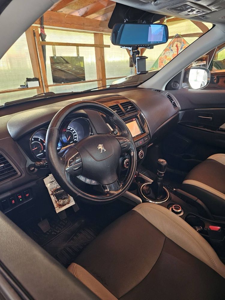 Пежо 4008  Peugeot