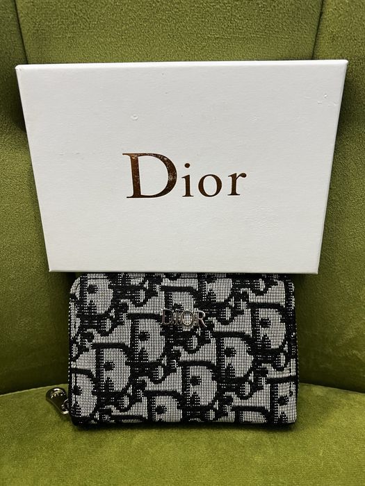 Portofel dama Dior culoare negru cu alb