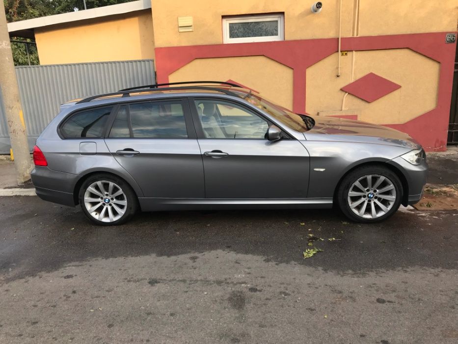 Dezmembrez BMW E91 320d motor N47D20C ,an 2009