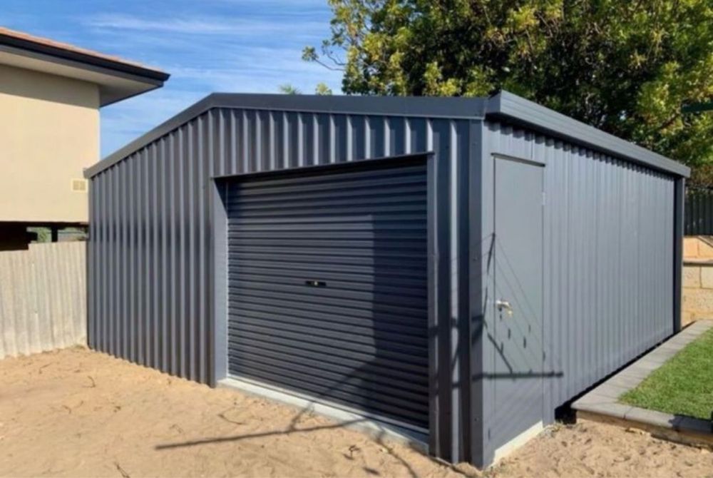 Confecționez garaje metalice