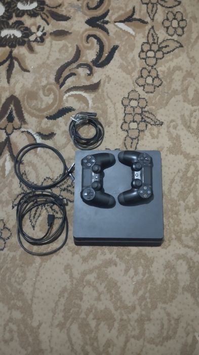 Ps4 slim 500ГБ продаю