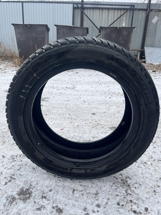 Зимная шина 215/55R17