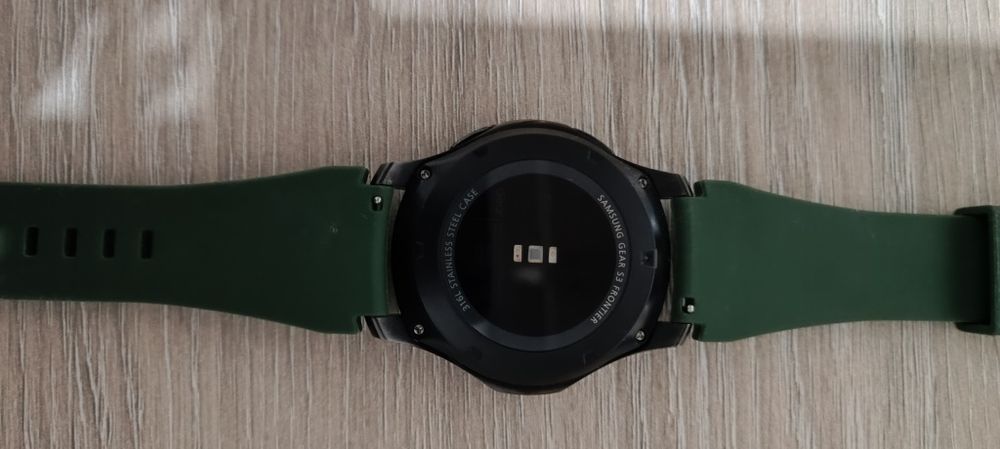 Vând ceas Samsung Gear S3 Frontier